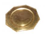 Gde assiette heptagonale en laque dore 33 x 33cm